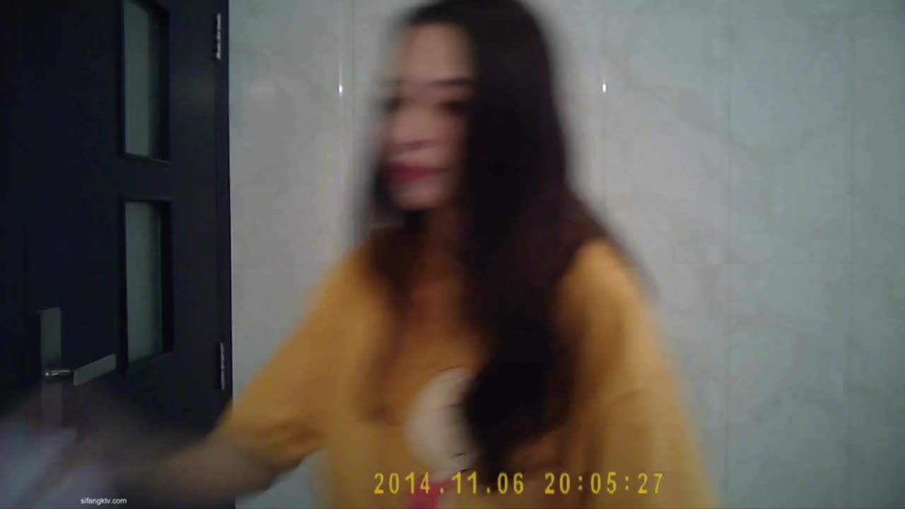 浴室会所换衣服洗澡录制 (38)