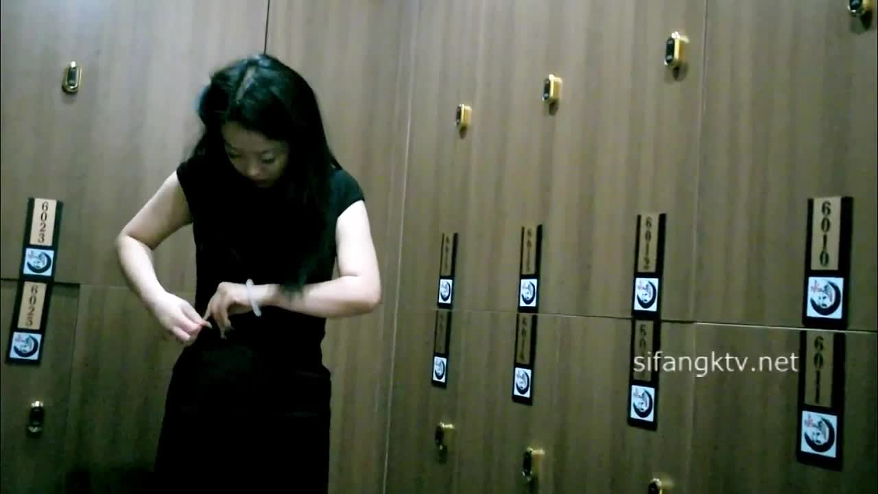 浴室会所换衣服洗澡录制 (14)