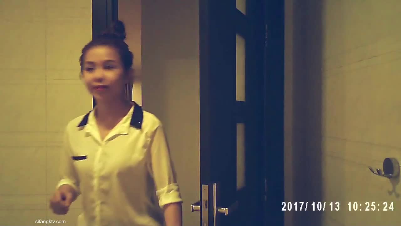 浴室会所换衣服洗澡录制 (35)