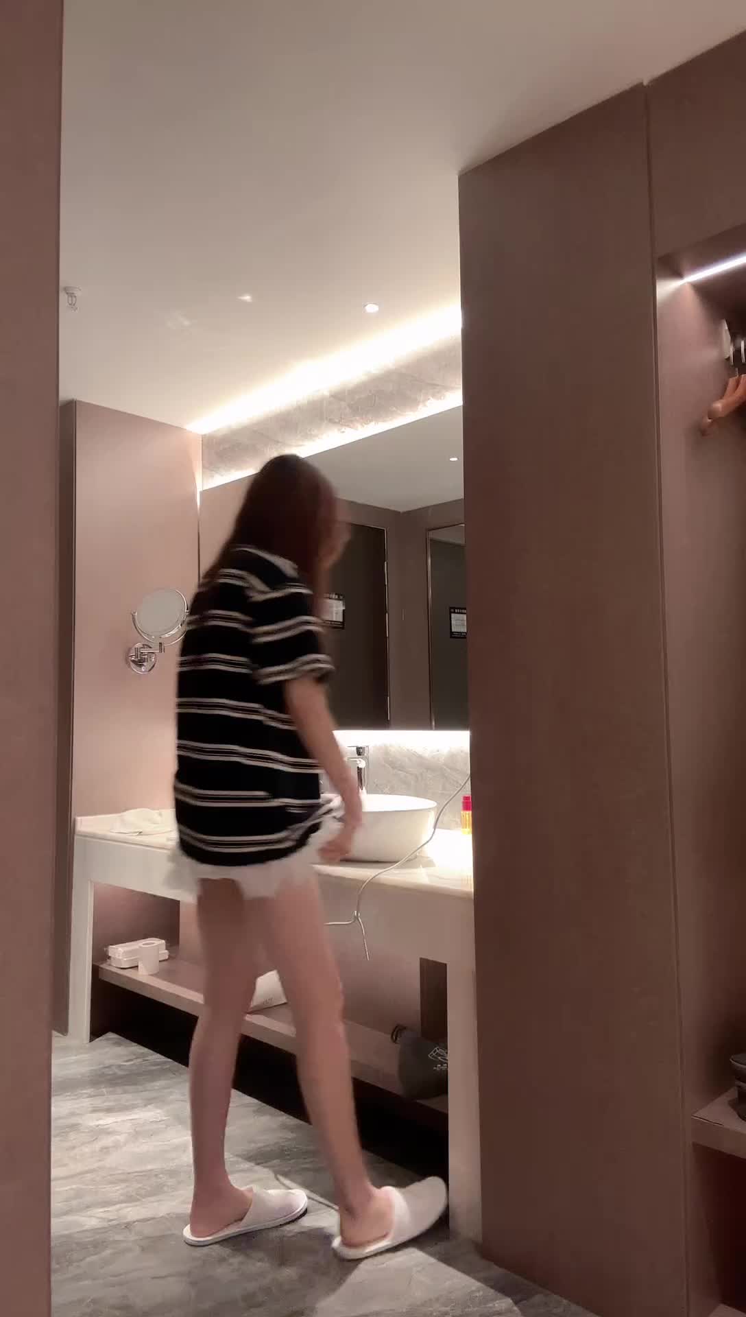 琪琪不吃肉_2026-10-12_16-42-37_062