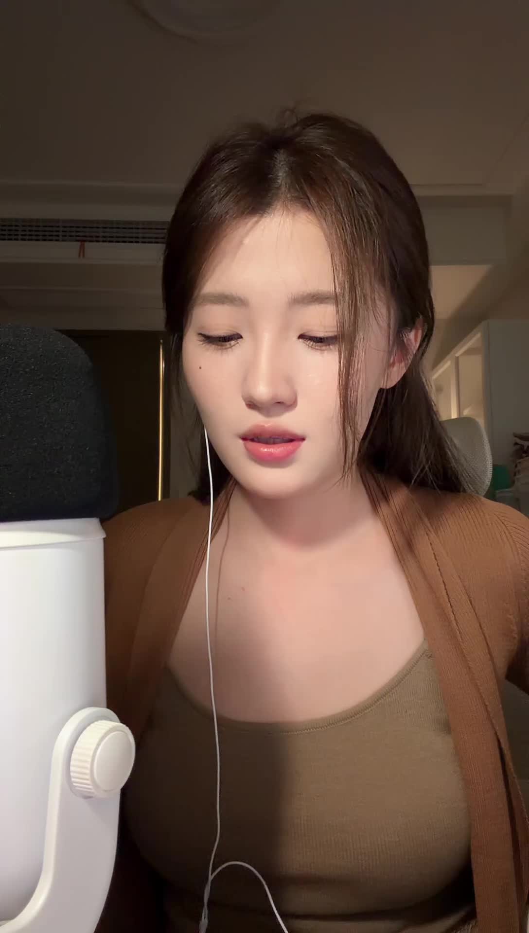 爱瞌睡的崽崽_2026-10-20_22-23-50_273